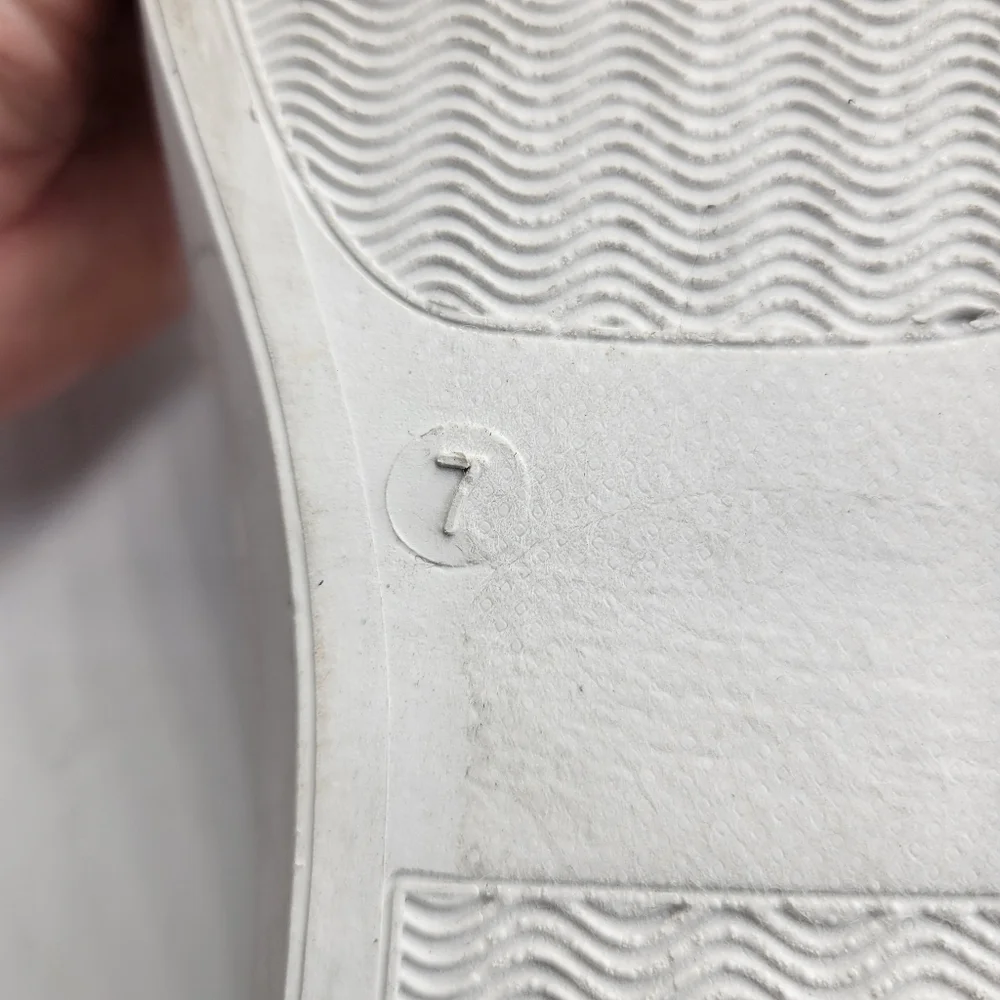 C & C California White Canvas Sneaker Shoes Sz 7